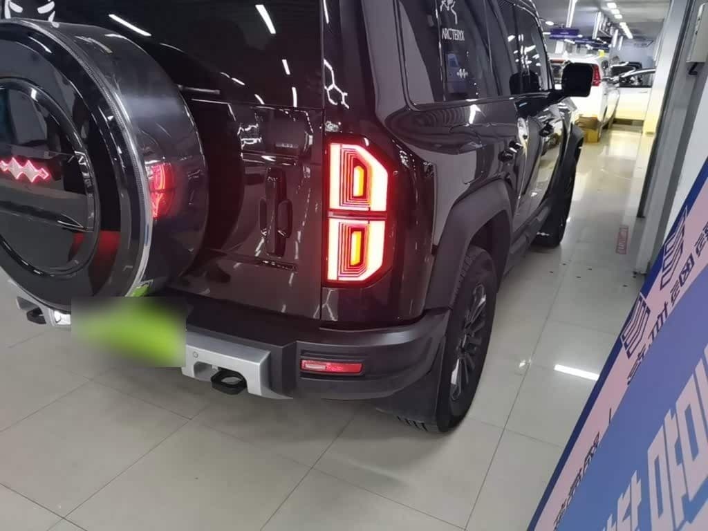 2023 Fang Cheng Bao Leopard 5 Black, 24,400 km, China export – photo 8