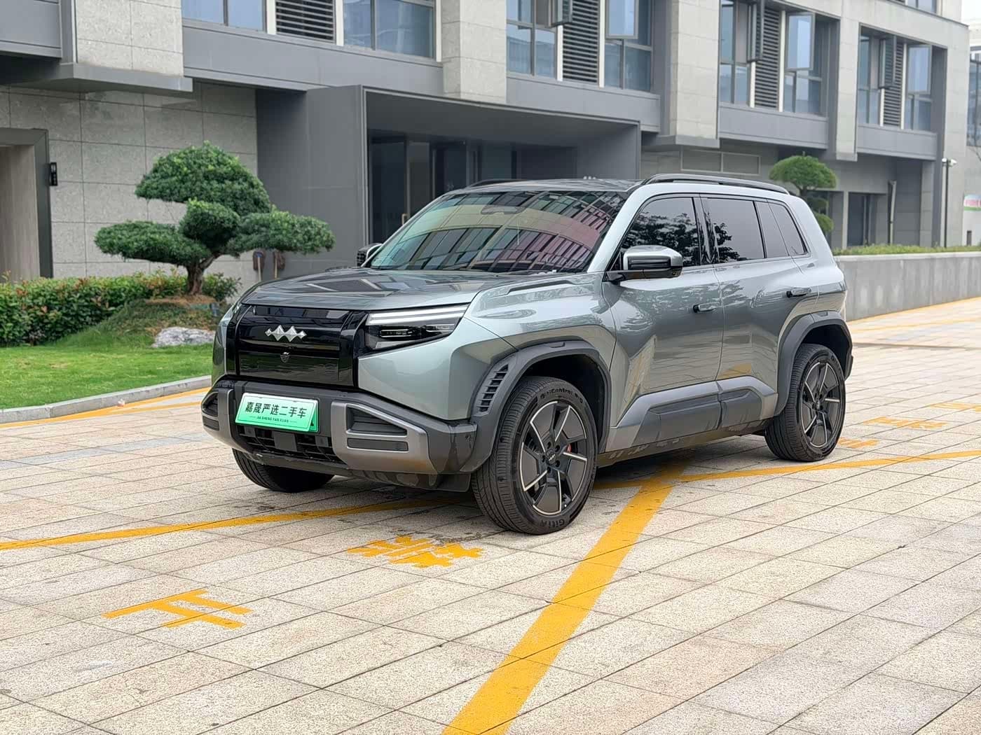 2025 Fang Cheng Bao Titanium 3 Green, 11,600 km, China export – photo 1