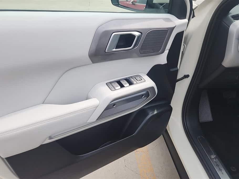 2025 Fang Cheng Bao Titanium 3 White, 3,100 km, China export – photo 7