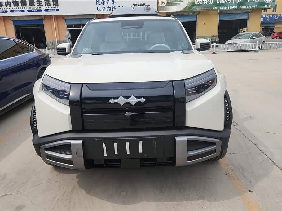 2025 Fang Cheng Bao Titanium 3 White, 3,100 km, China export – photo 2