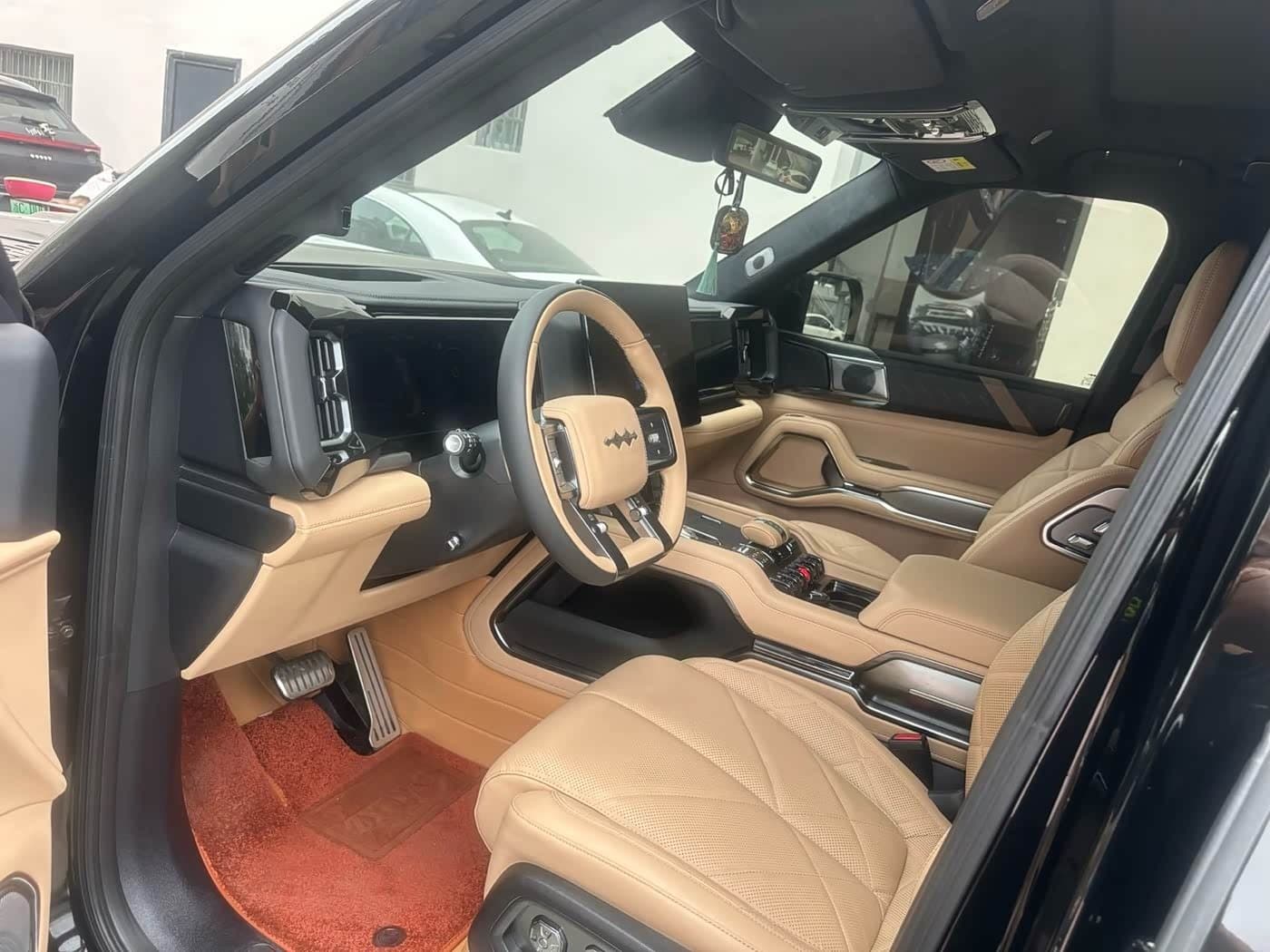 2024 Fang Cheng Bao Leopard 8 Black, 45,000 km, China export – photo 10