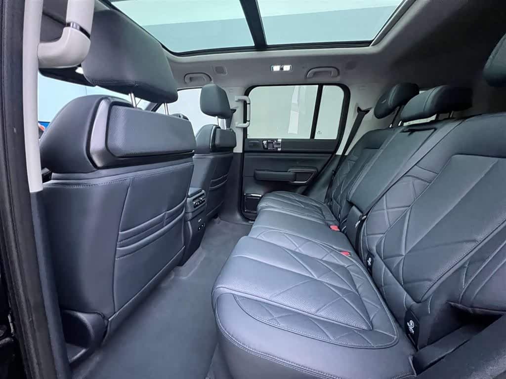 2023 Fang Cheng Bao Leopard 5 Black, 23,000 km, China export – photo 14