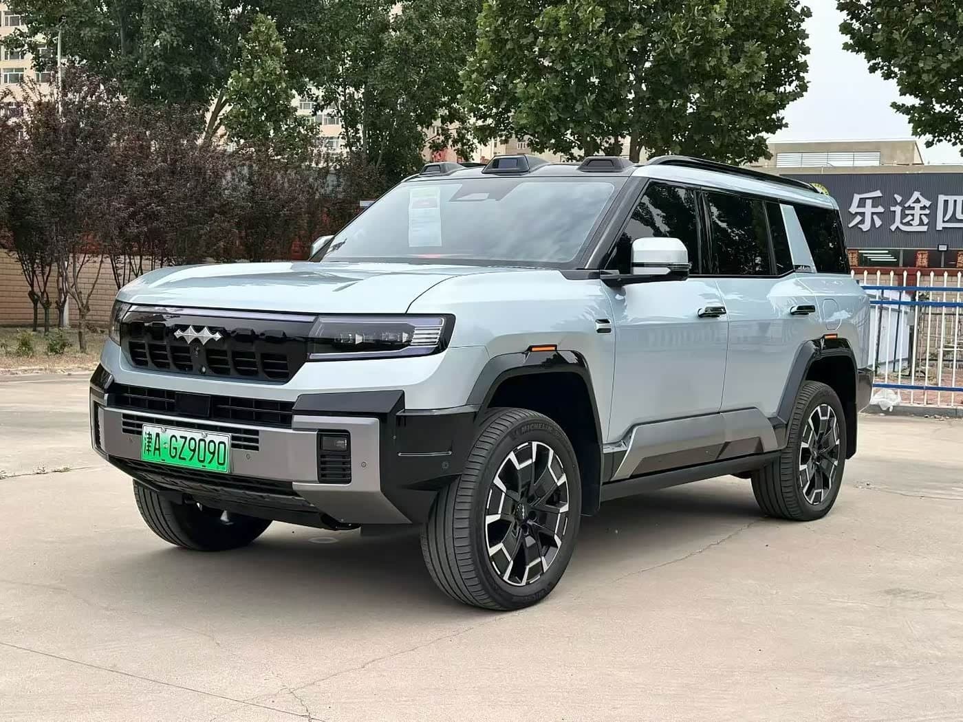2024 Fang Cheng Bao Leopard 8 Blue, 20,000 km, China export – photo 1