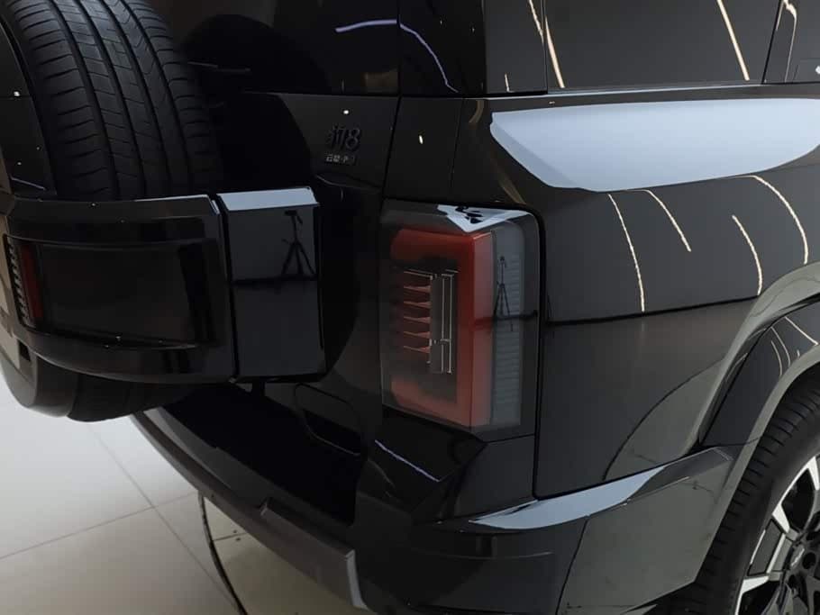 2024 Fang Cheng Bao Leopard 8 Black, 31,000 km, China export – photo 10