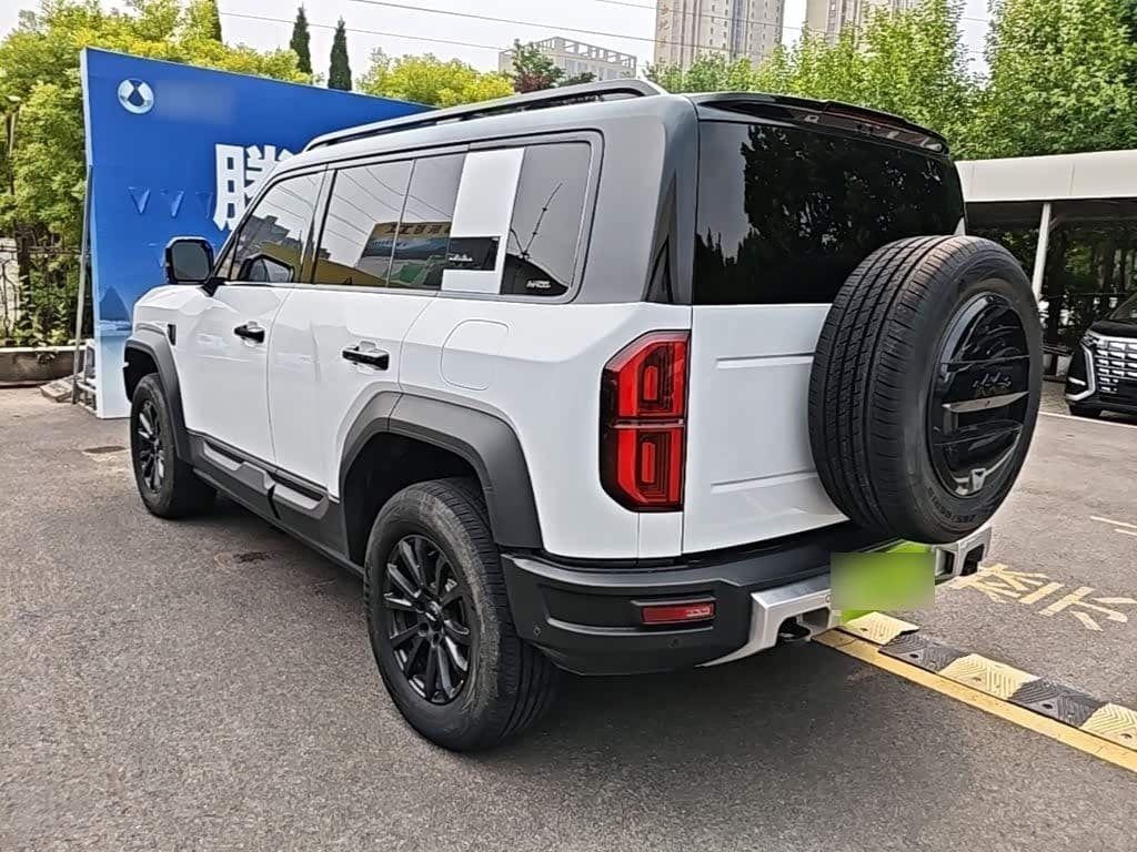 2023 Fang Cheng Bao Leopard 5 White, 72,800 km, China export – photo 5