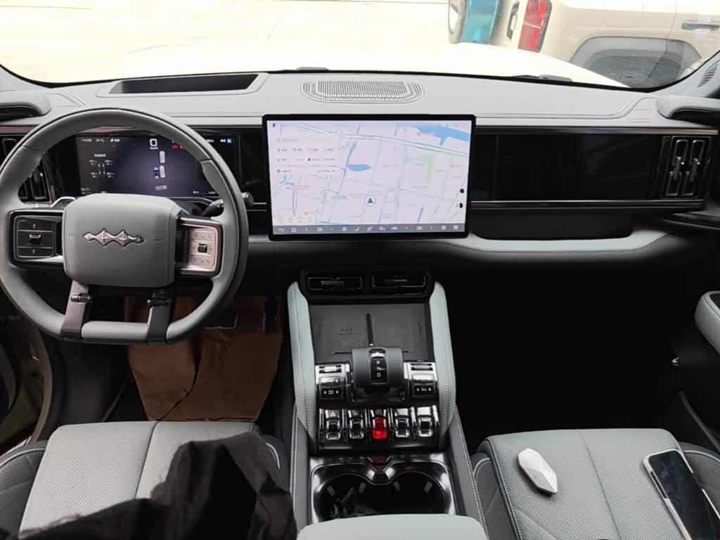 2025 Fang Cheng Bao Leopard 5 Green, 10,000 km, China export – photo 10