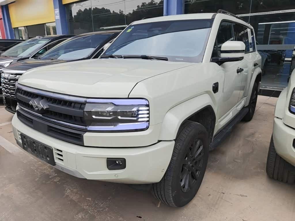 2025 Fang Cheng Bao Leopard 5 Green, 10,000 km, China export – photo 1