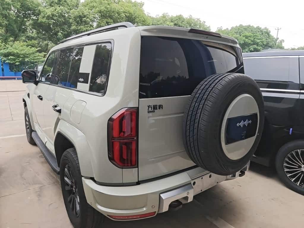 2025 Fang Cheng Bao Leopard 5 Green, 10,000 km, China export – photo 5