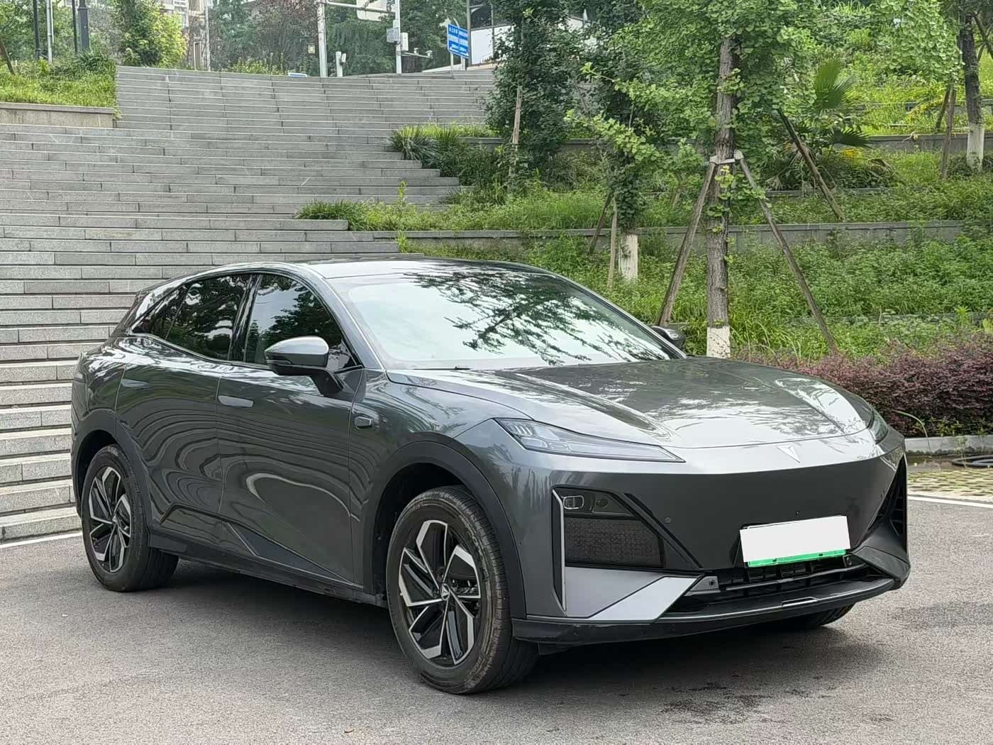 2025 Deepal S07 Silbergrau, 18,000 km, China export – photo 3