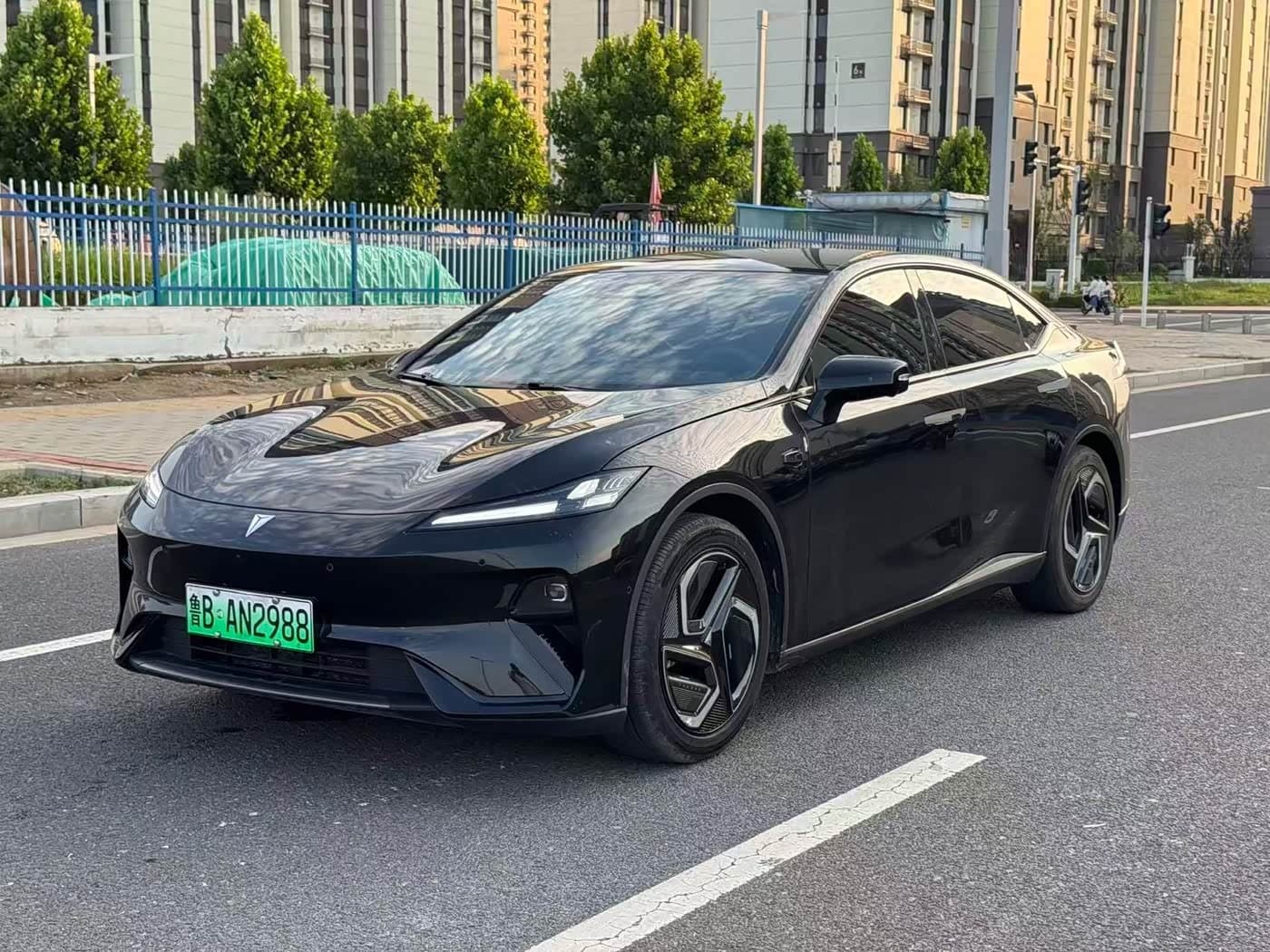 2024 Deepal Shenlan L07 Black, 32,000 km, China export – photo 1