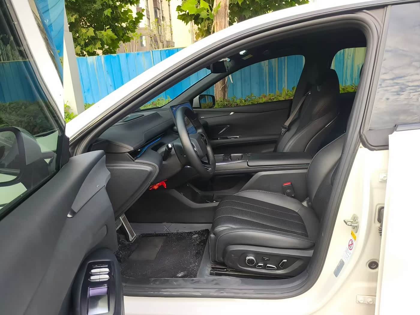 2025 Deepal Shenlan L07 White, 35,000 km, China export – photo 4