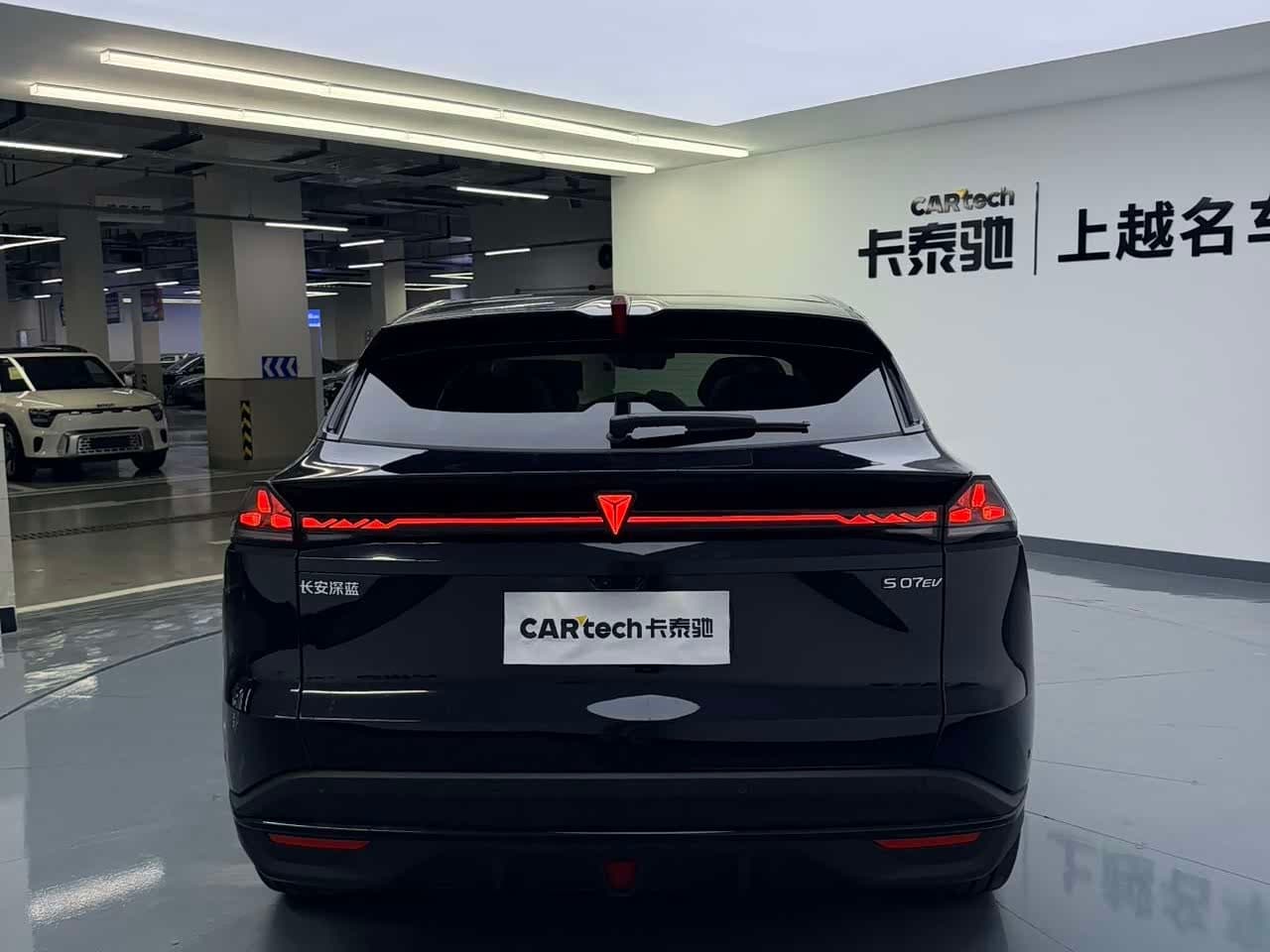 2025 Deepal S07 Black, 100 km, China export – photo 4