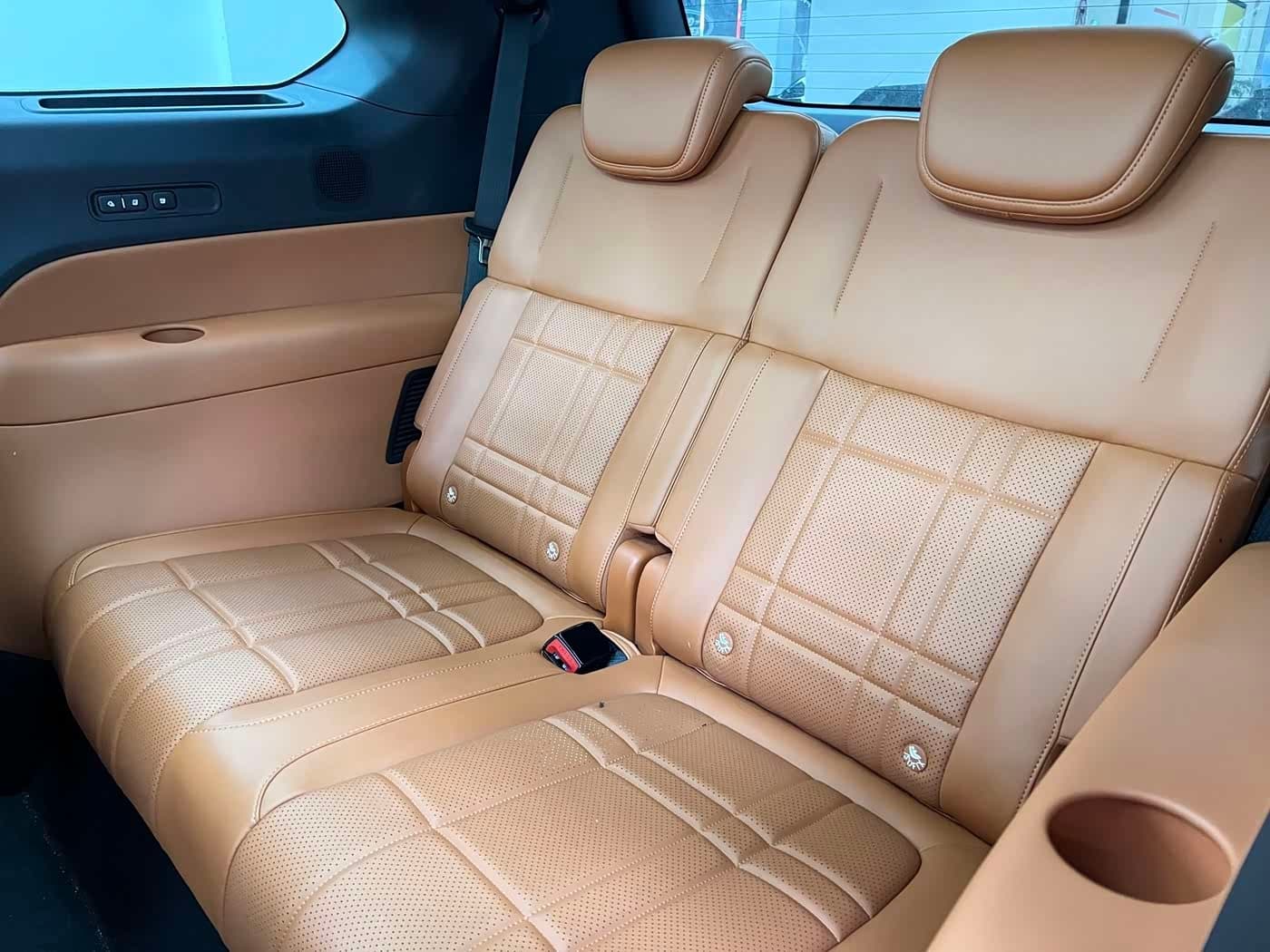2025 Deepal Deep Blue S09 Silbergrau, 14,000 km, China export – photo 19