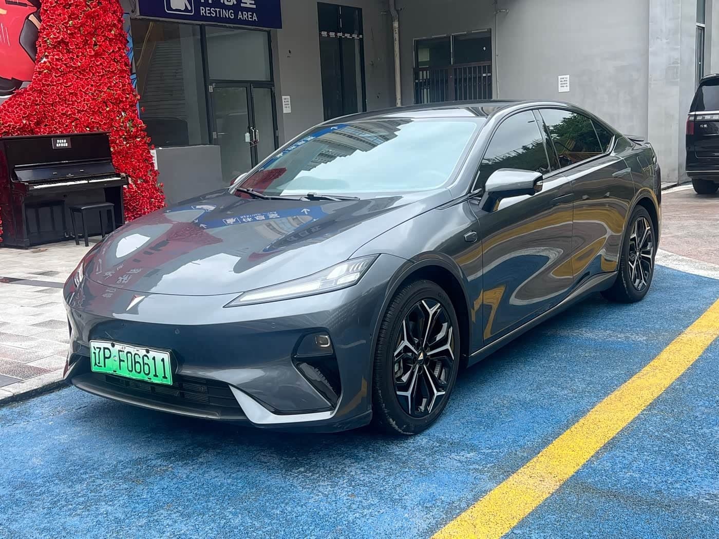 2024 Deepal Shenlan L07 Silbergrau, 13,000 km, China export – photo 1