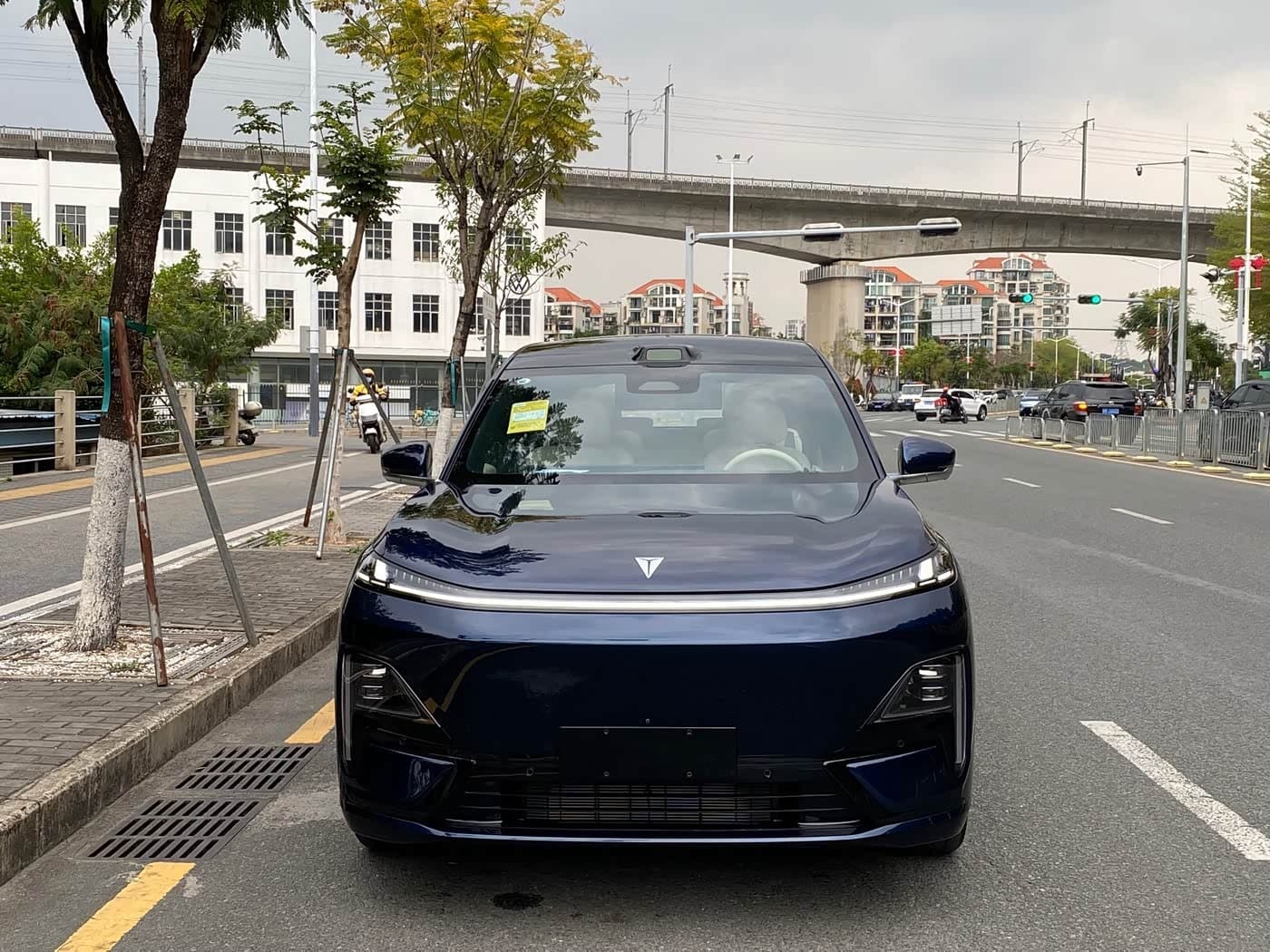 2025 Deepal Deep Blue S09 Blue, 100 km, China export – photo 2
