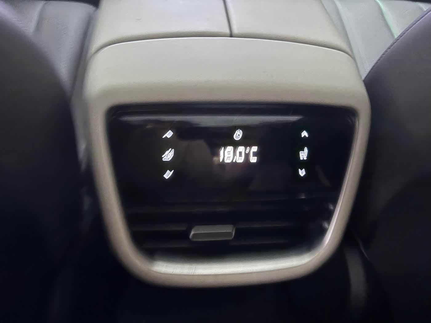 2025 Deepal Shenlan L07 Black, 22,000 km, China export – photo 15