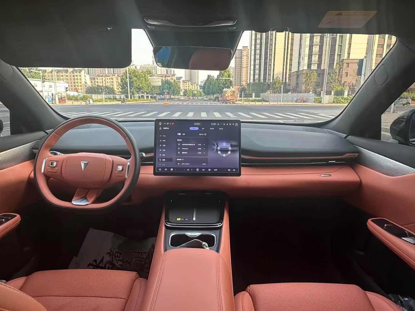 2024 Deepal Shenlan S05 رمادي فضي, 11,000 km, China export – photo 6