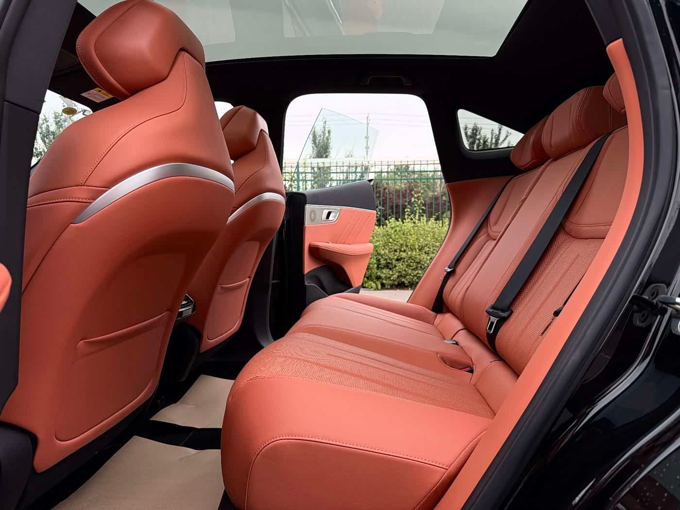 2025 Deepal S07 Black, 200 km, China export – photo 13