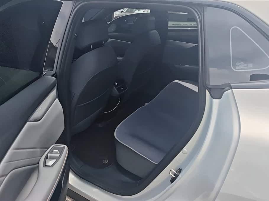 2025 Deepal Shenlan S05 Gris Plata, 17,000 km, China export – photo 11