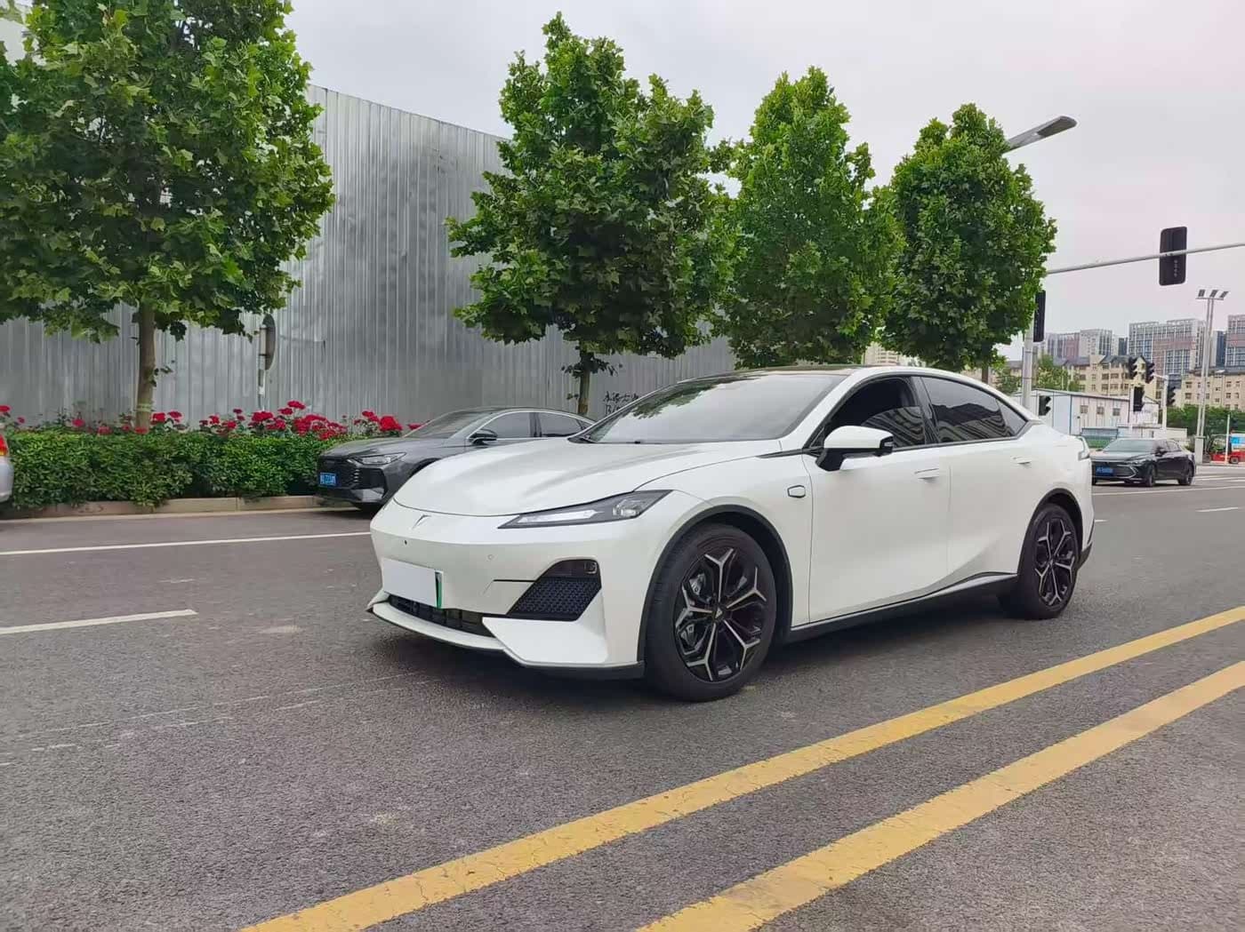 2024 Deepal SL03 White, 7,000 km, China export – photo 1