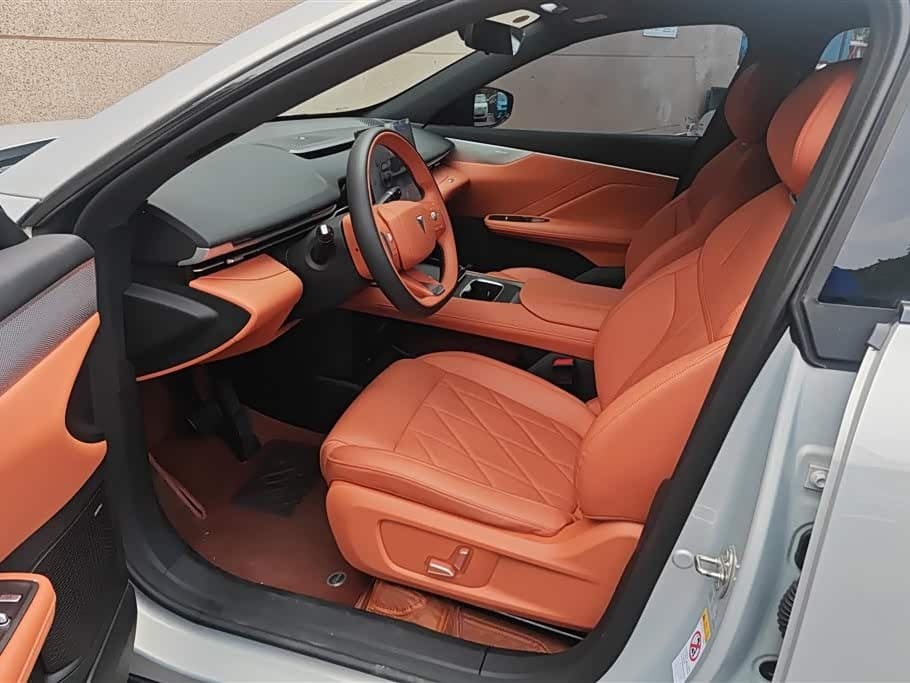 2025 Deepal Shenlan S05 Silbergrau, 21,600 km, China export – photo 9