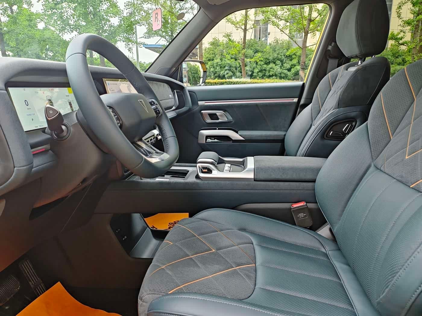 2025 Deepal Deep Blue G318 Yellow, 10,000 km, China export – photo 11