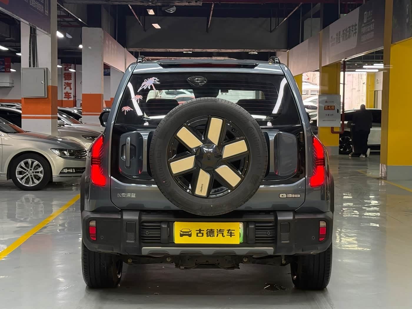 2024 Deepal Deep Blue G318 رمادي فضي, 47,000 km, China export – photo 6