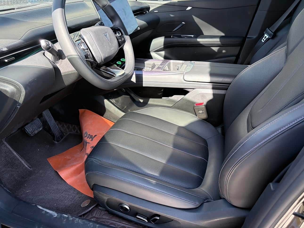 2025 Deepal Shenlan L07 Black, 15,000 km, China export – photo 7