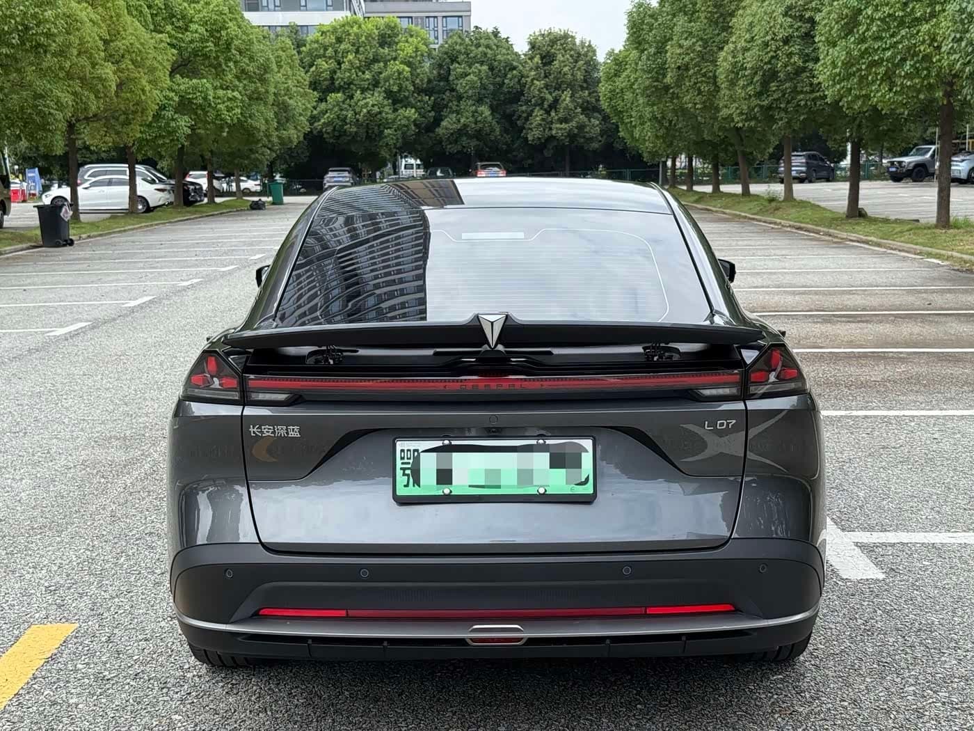 2025 Deepal Shenlan L07 رمادي فضي, 10,000 km, China export – photo 13