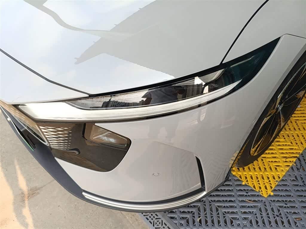 2024 Mazda EZ-6 Silbergrau, 11,800 km, China export – photo 18