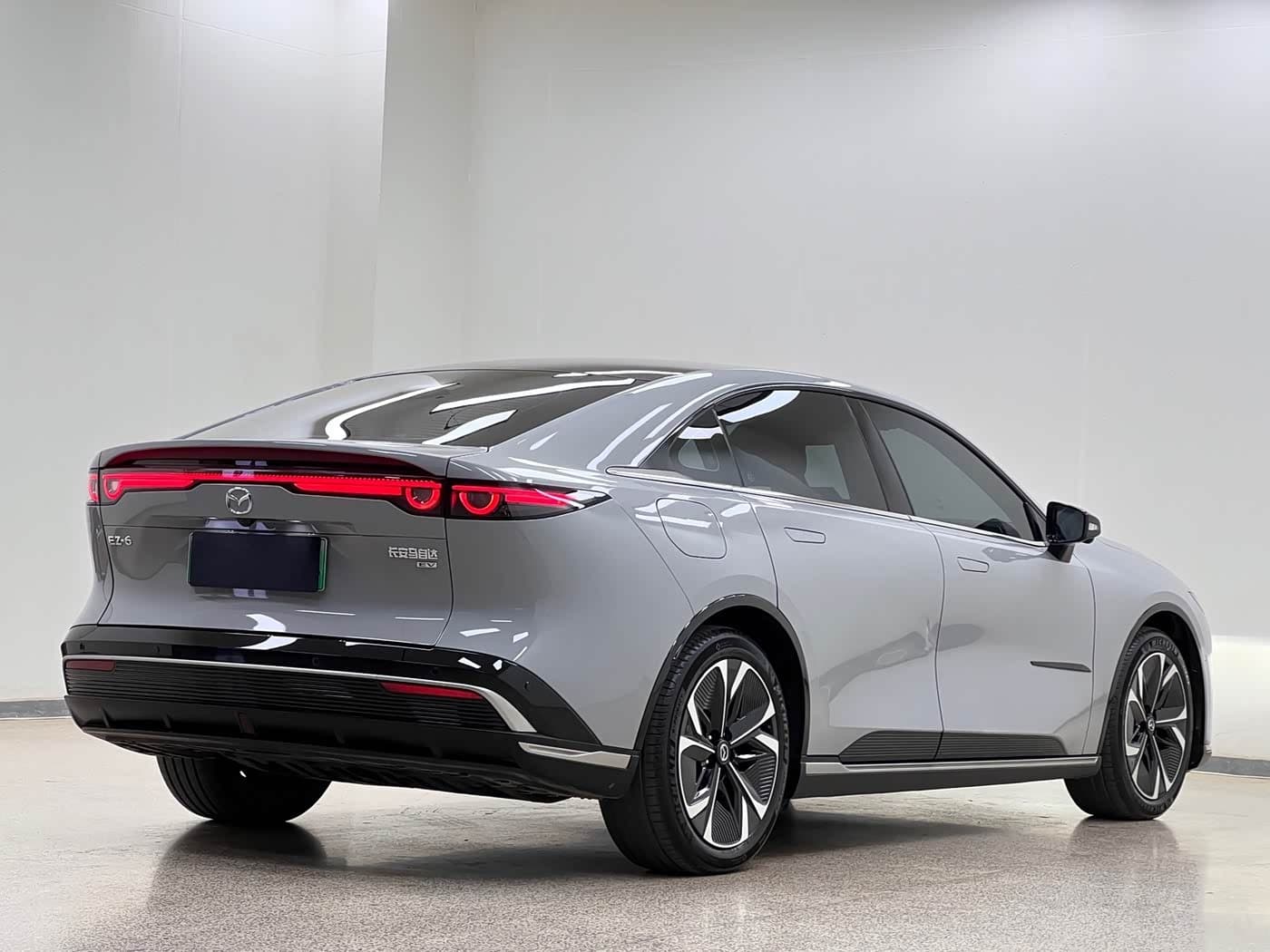 2024 Mazda EZ-6 Gris Plata, 20,400 km, China export – photo 7
