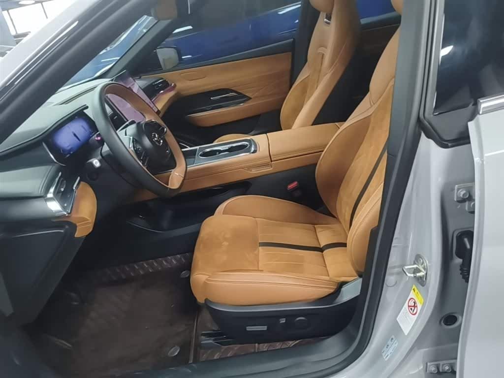 2024 Mazda EZ-6 Silbergrau, 49,500 km, China export – photo 15