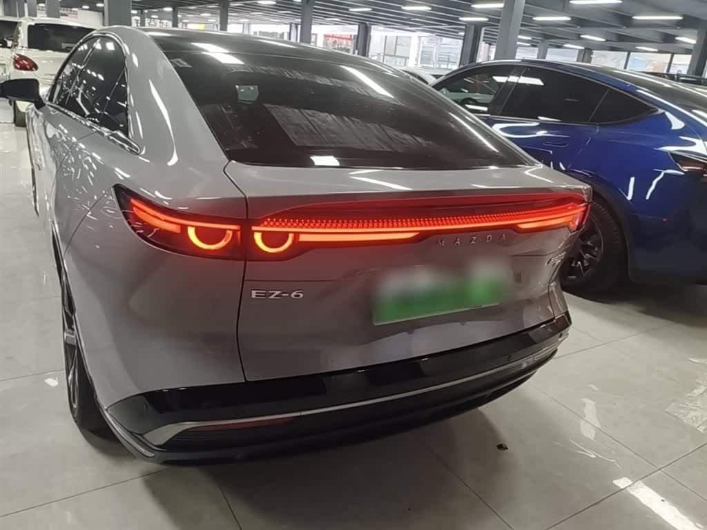 2024 Mazda EZ-6 Silbergrau, 49,500 km, China export – photo 6