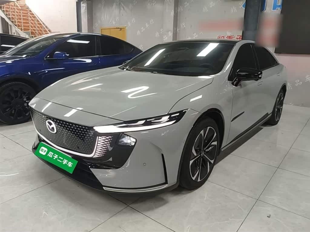 2024 Mazda EZ-6 Silbergrau, 49,500 km, China export – photo 1