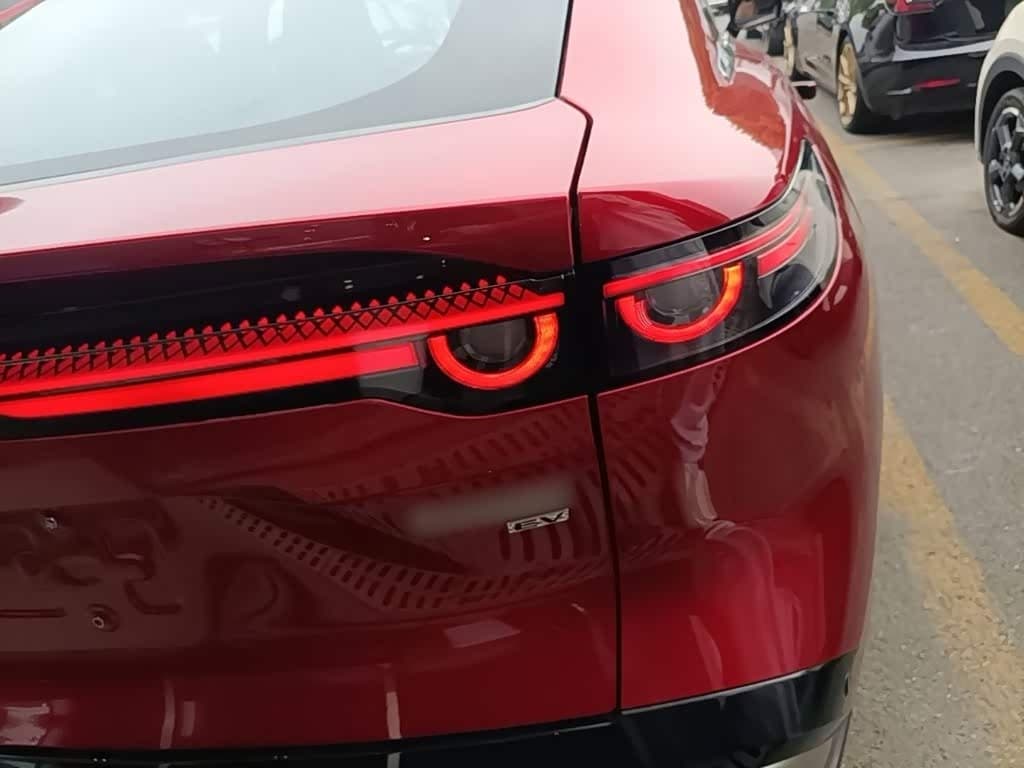 2024 Mazda EZ-6 Red, 16,700 km, China export – photo 8
