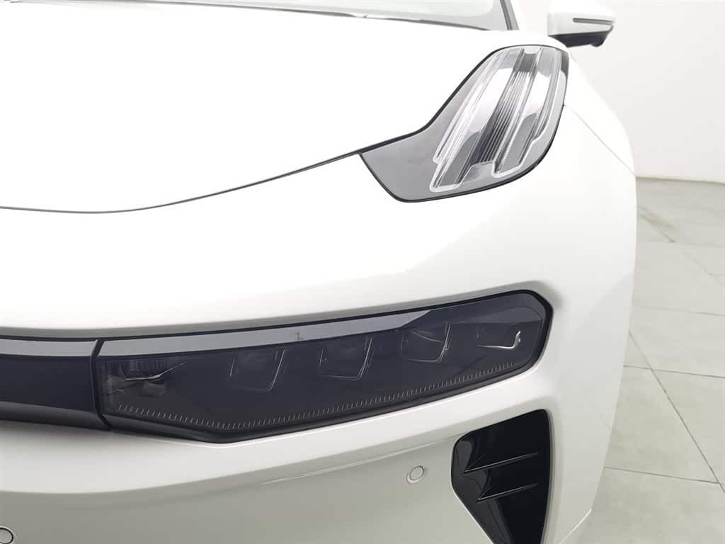 2025 Zeekr 001 White, 4,700 km, China export – photo 7