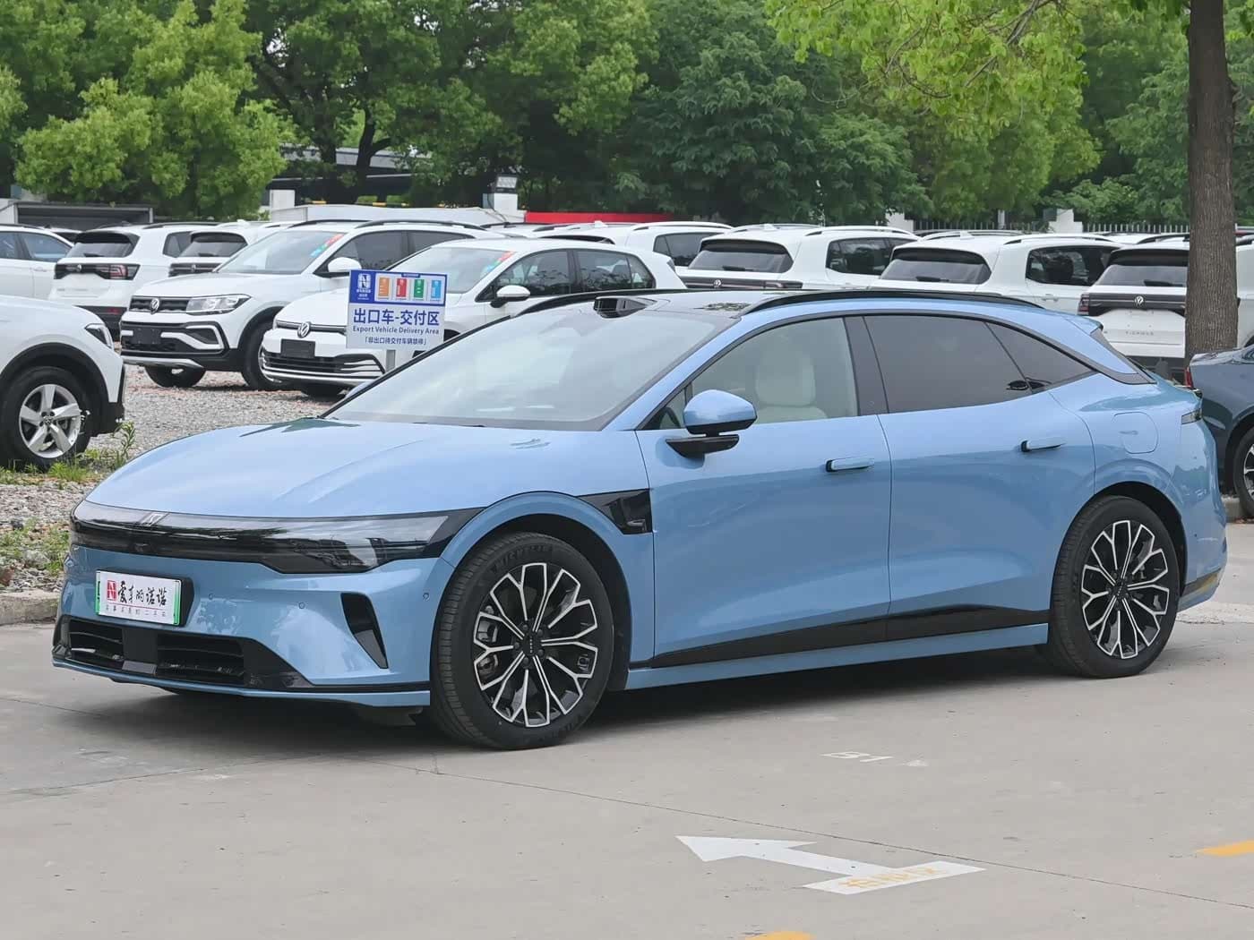 2025 Zeekr 007GT Blue, 11,600 km, China export – photo 1