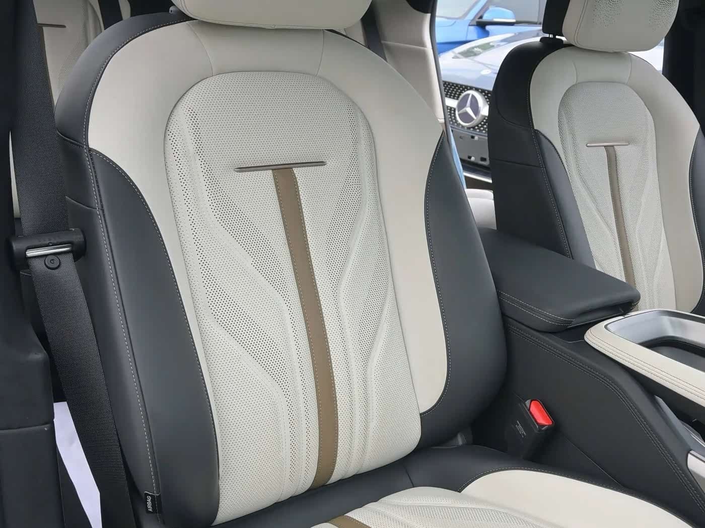 2025 Zeekr 007GT Blue, 11,600 km, China export – photo 20