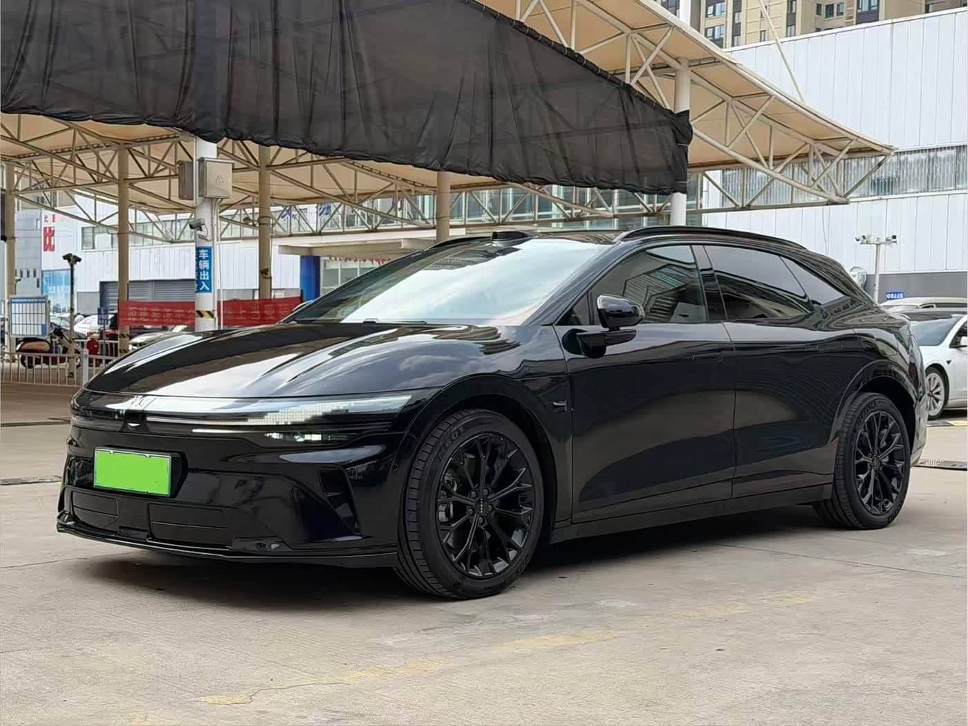 2025 Zeekr 007GT Black, 9,000 km, China export – photo 1