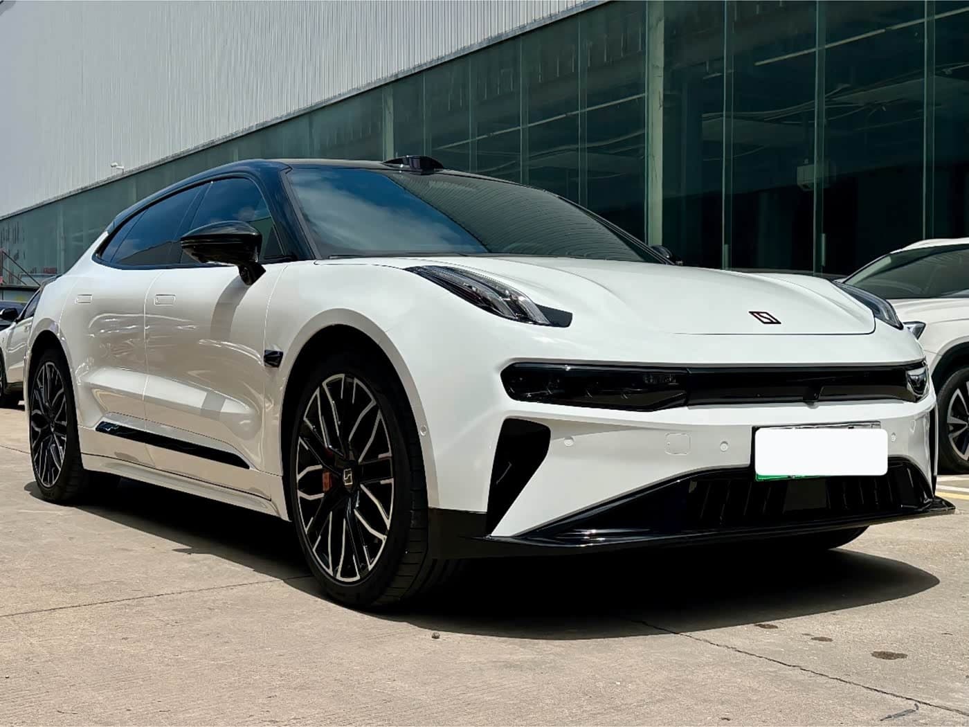 2024 Zeekr 001 White, 36,000 km, China export – photo 3