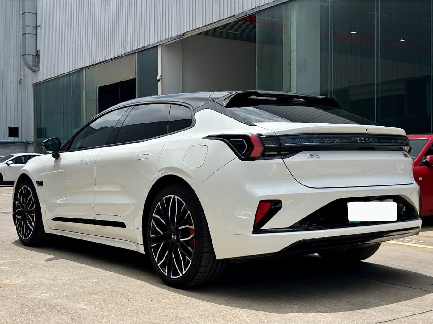 2024 Zeekr 001 White, 36,000 km, China export – photo 9
