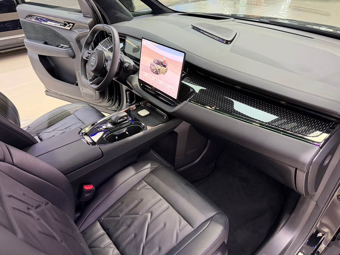 2024 Zeekr 009 Black, 50,000 km, China export – photo 6
