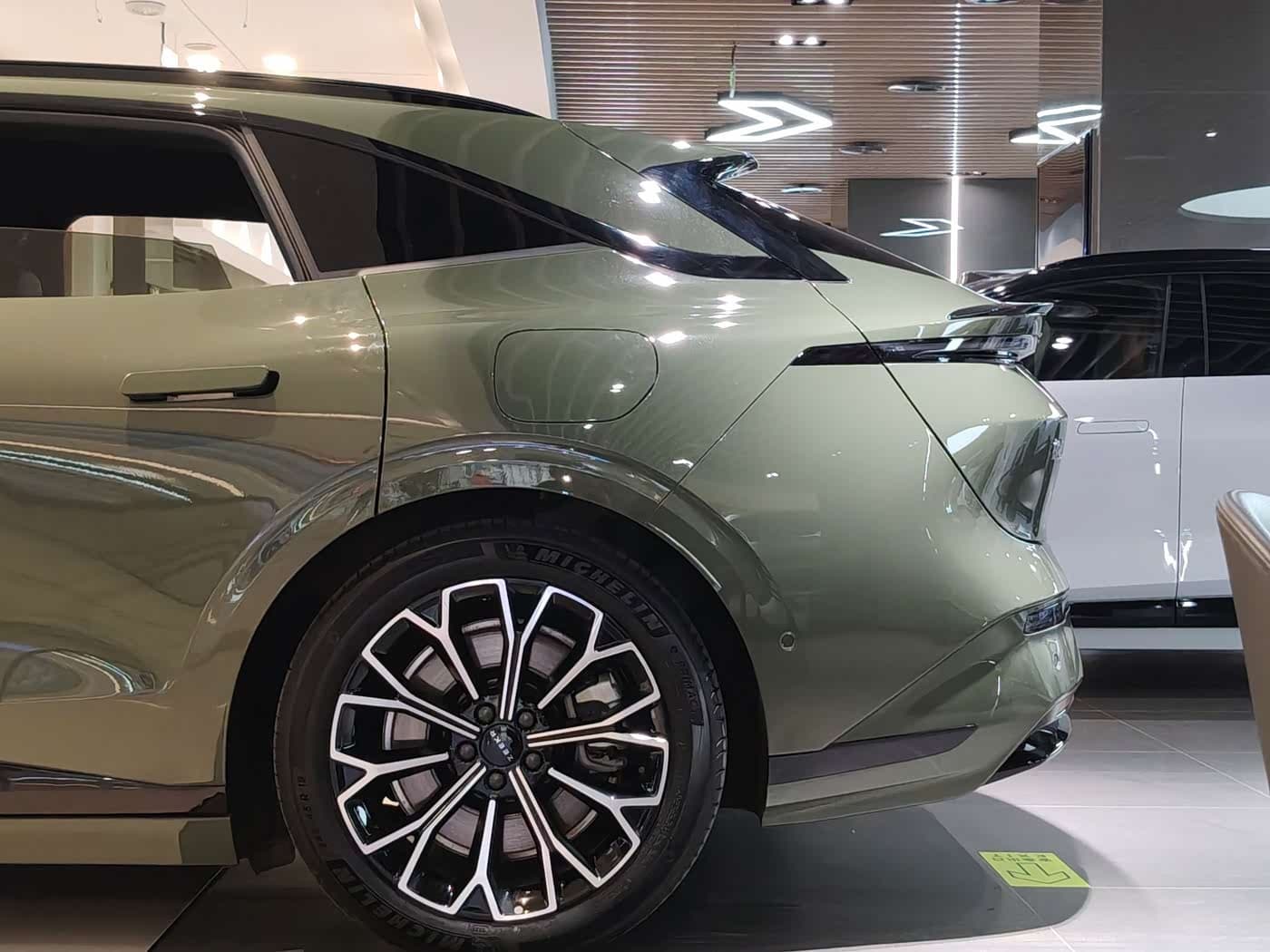 2025 Zeekr 007GT Green, 10,000 km, China export – photo 5