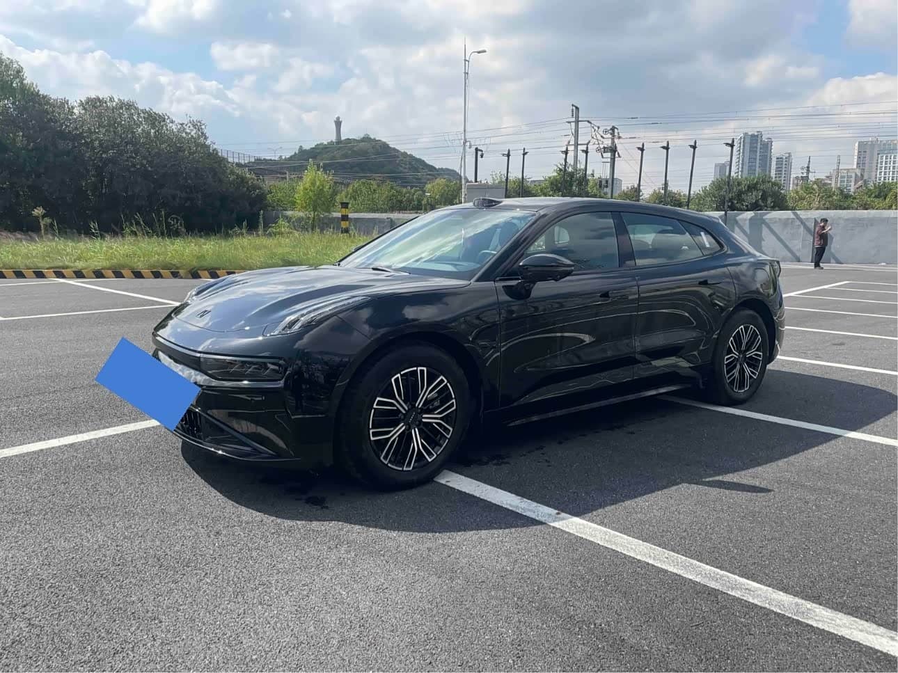 2024 Zeekr 001 Black, 18,800 km, China export – photo 1