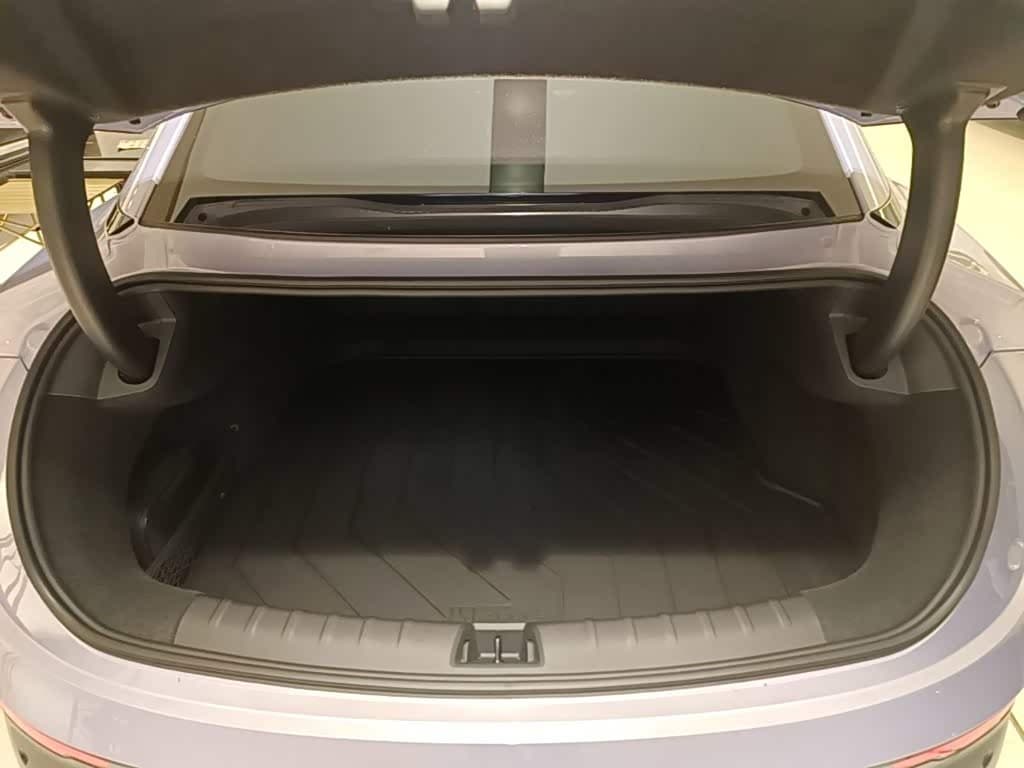 2024 Zeekr 007 Red, 2,600 km, China export – photo 9