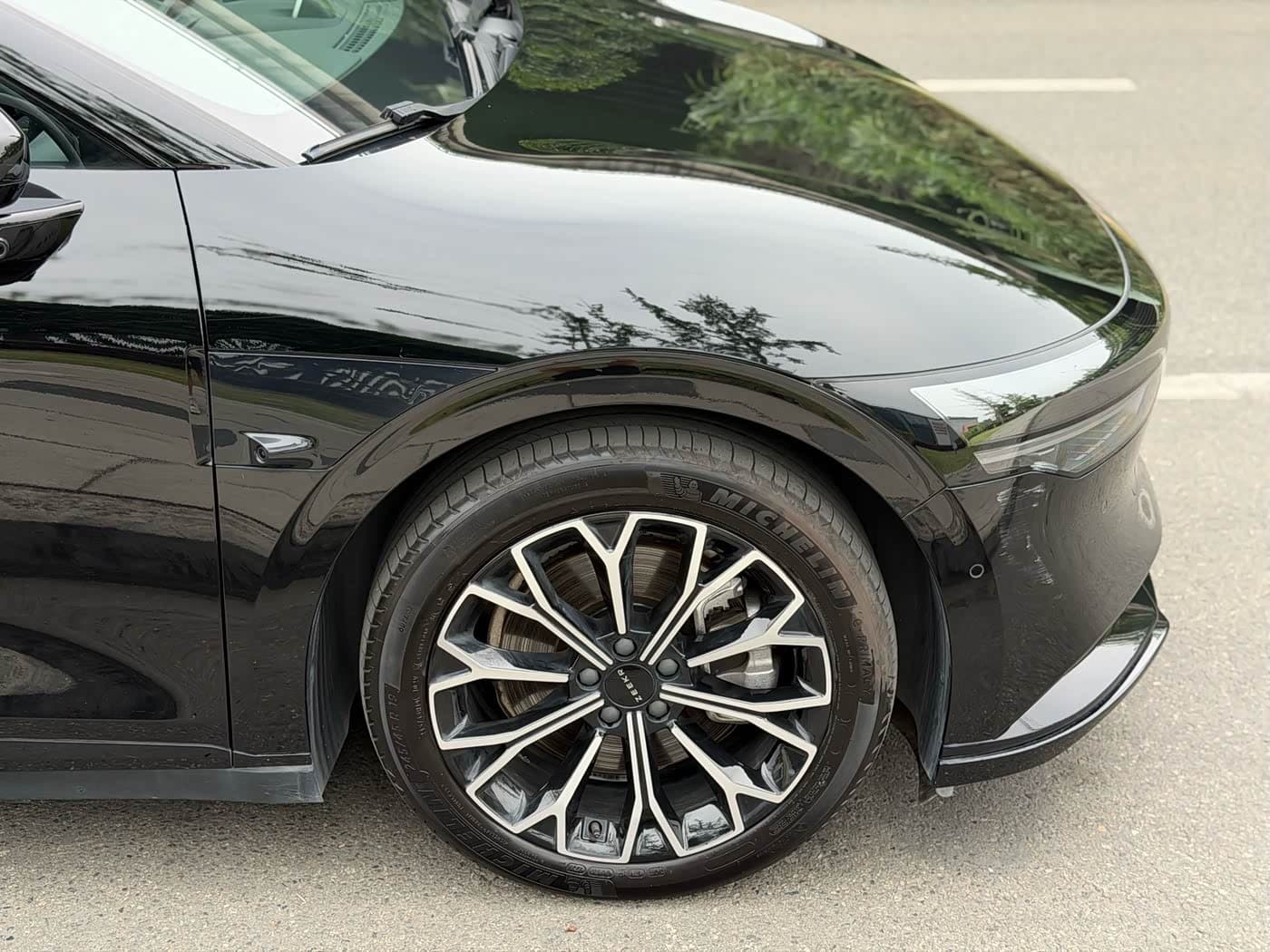 2024 Zeekr 007 Black, 13,000 km, China export – photo 13