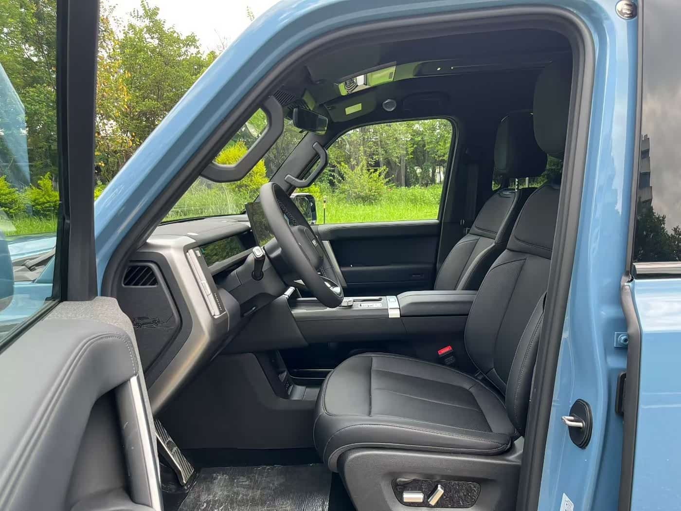 2026 iCar V27 Blue, 4,800 km, China export – photo 4