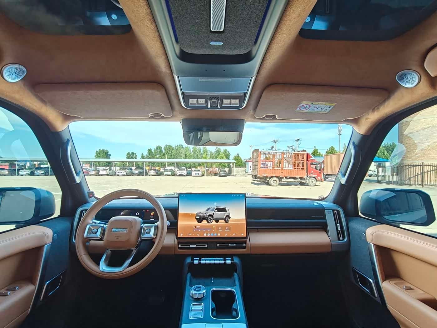 2026 iCar V27 Silbergrau, 3,200 km, China export – photo 8