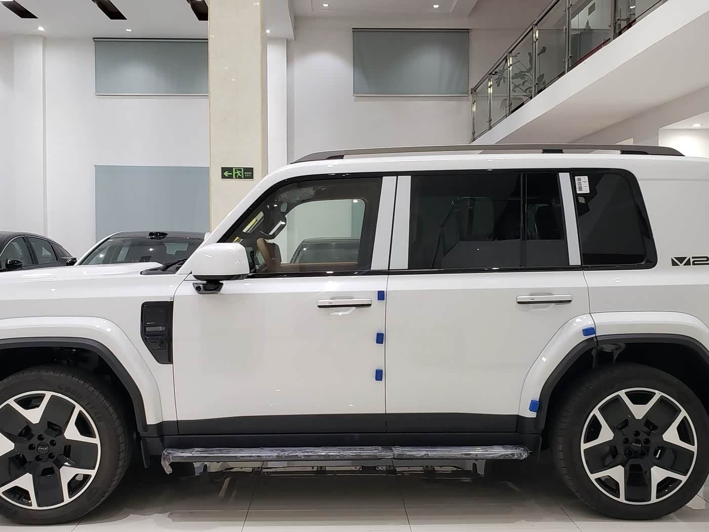 2026 iCar V27 White, 100 km, China export – photo 14