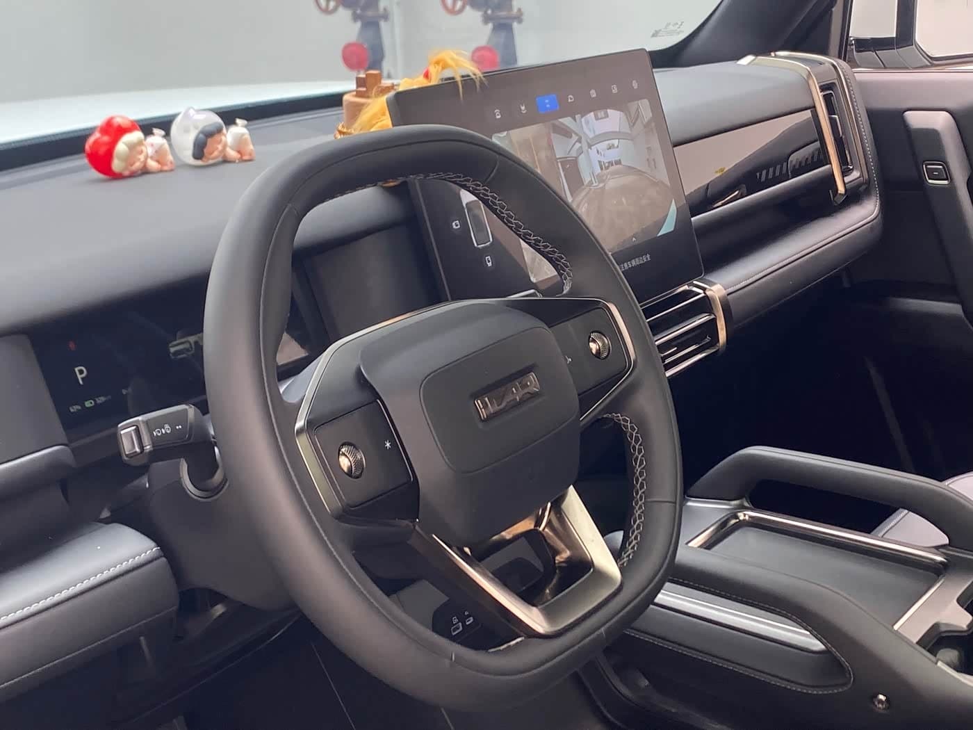 2024 iCar 03T White, 20,000 km, China export – photo 7